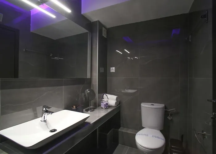Zh Luxury Apartament *