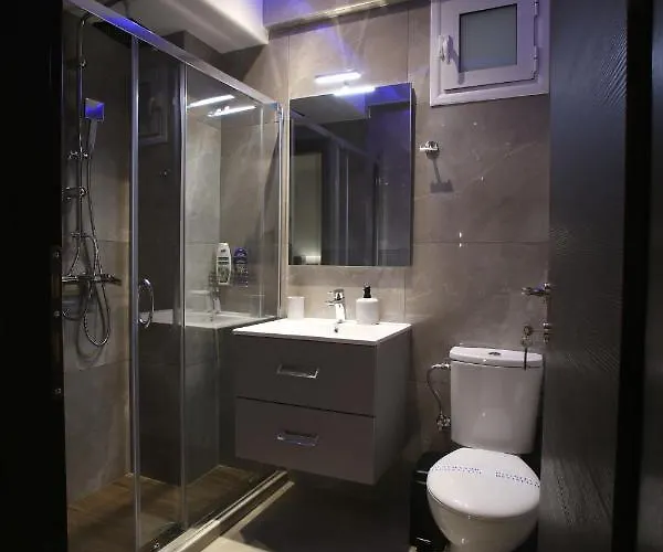 Zh Luxury Apartament *