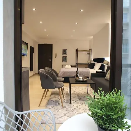 Zh Luxury * Tesalónica